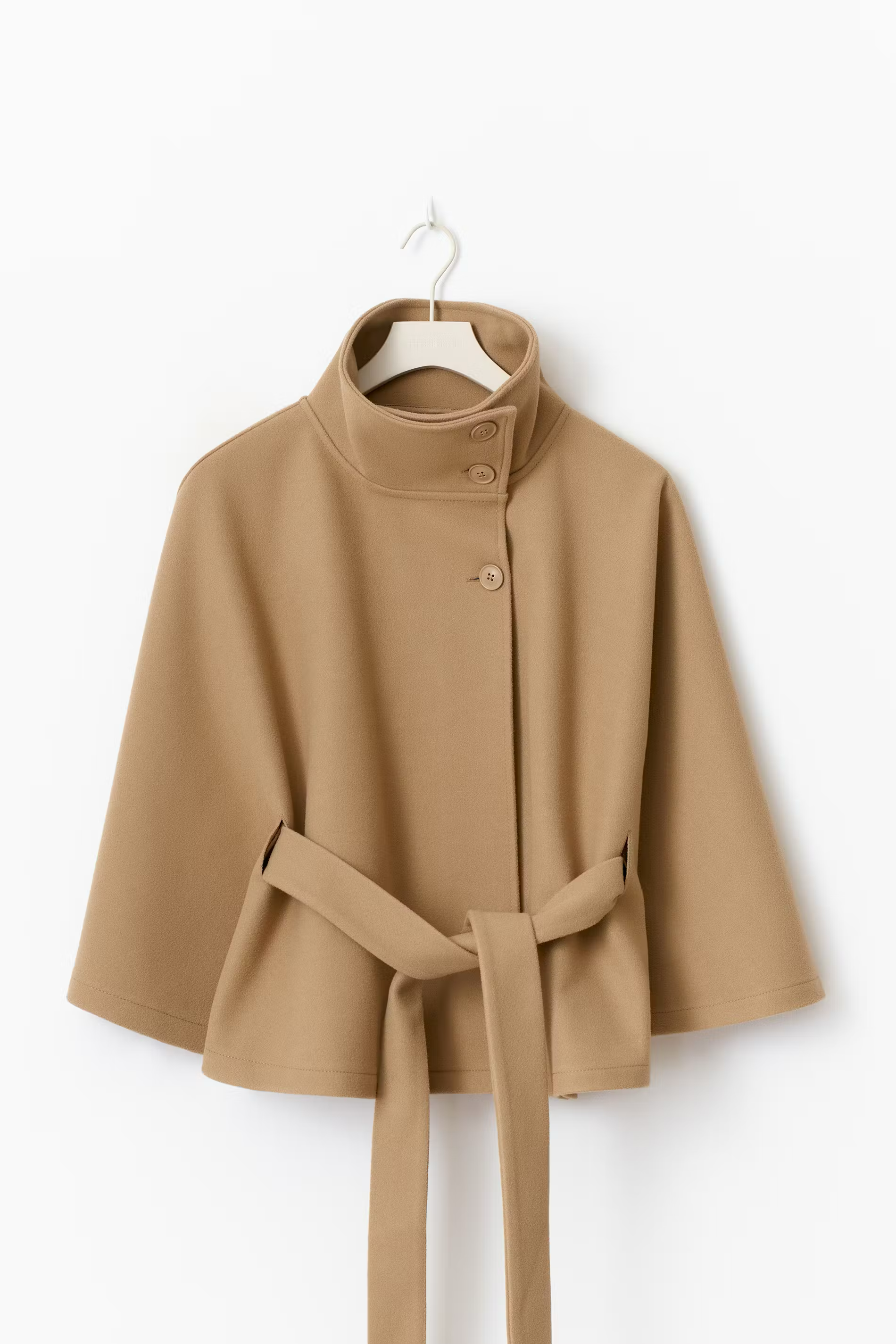 CELINNEA | Belt Cape Jacket