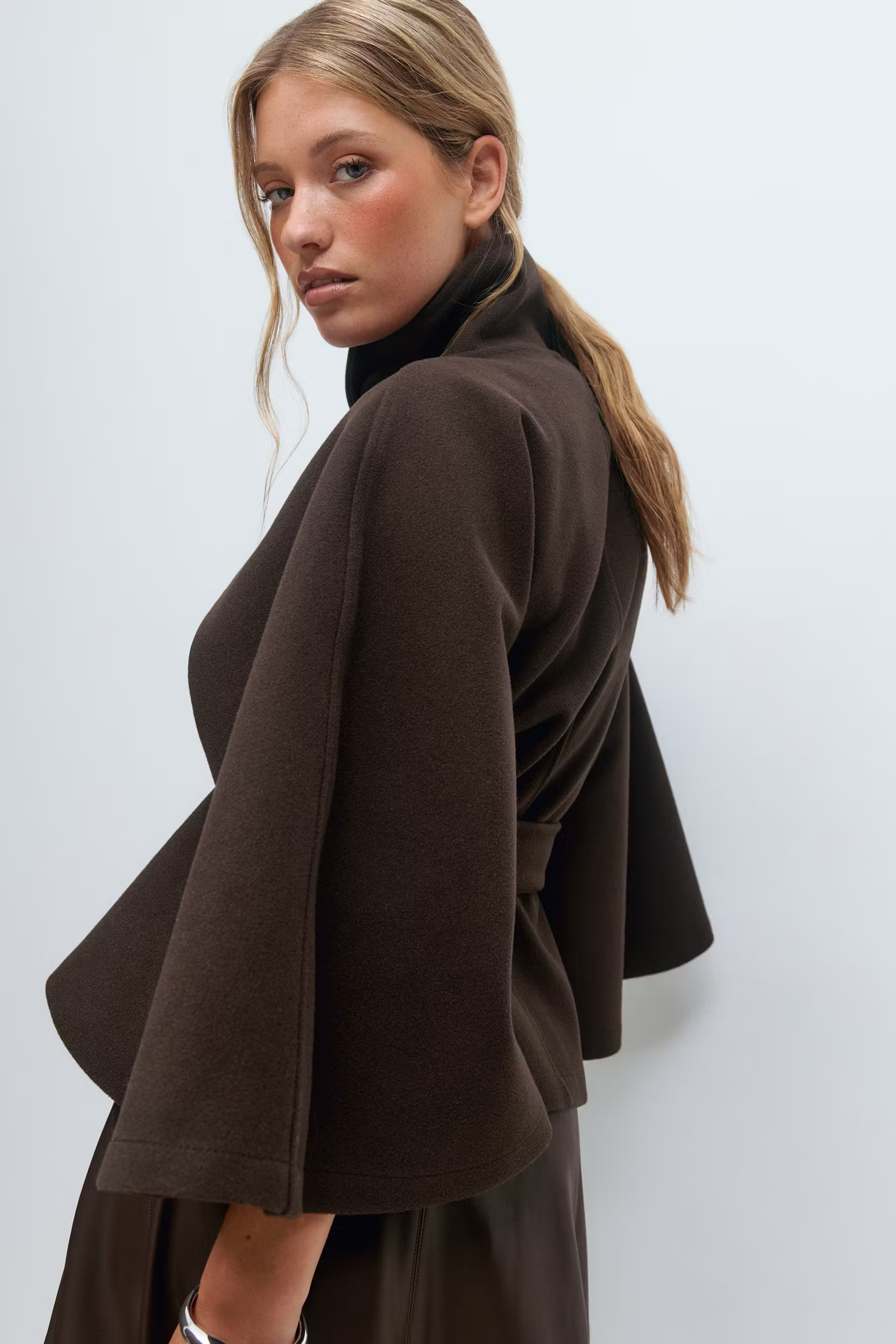 CELINNEA | Belt Cape Jacket
