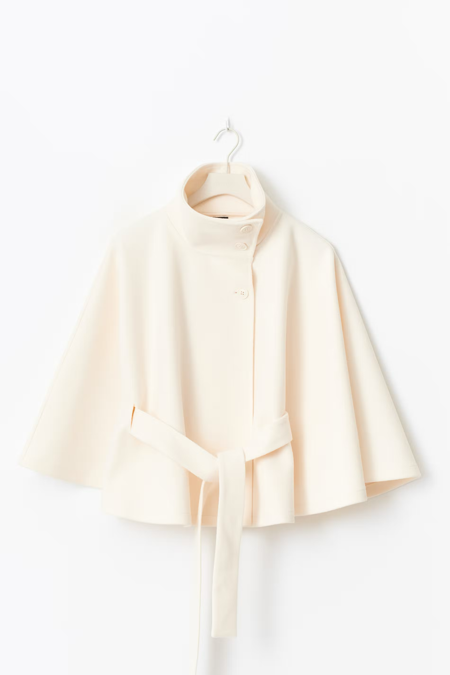 CELINNEA | Belt Cape Jacket