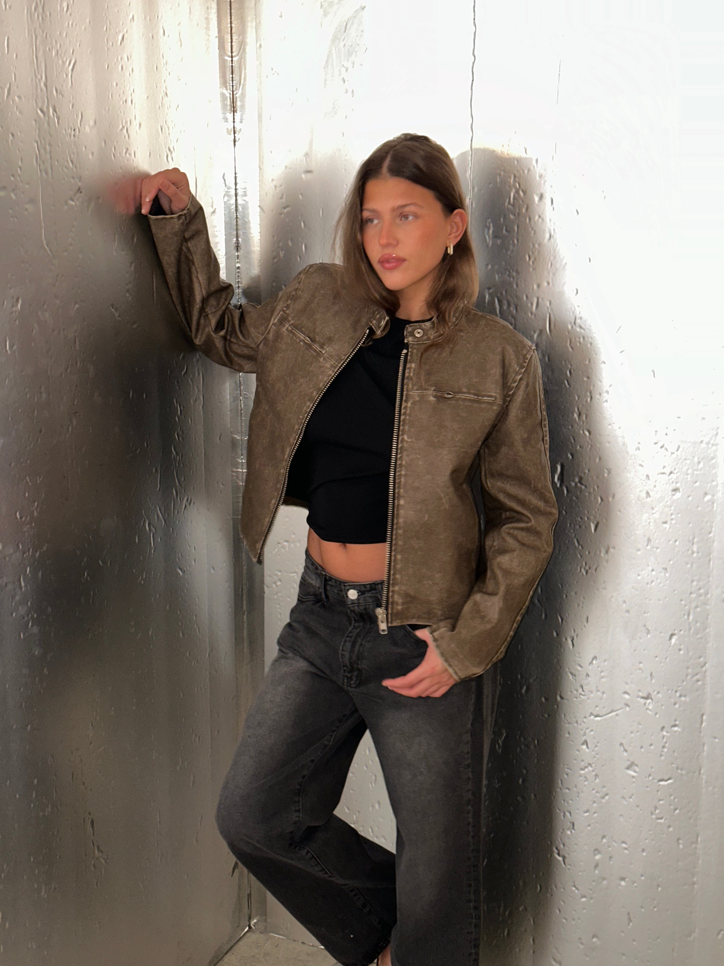 Zipper Pockets Washed Jacket Brown